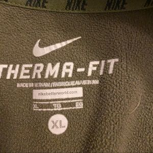 Nike thermal pullover
